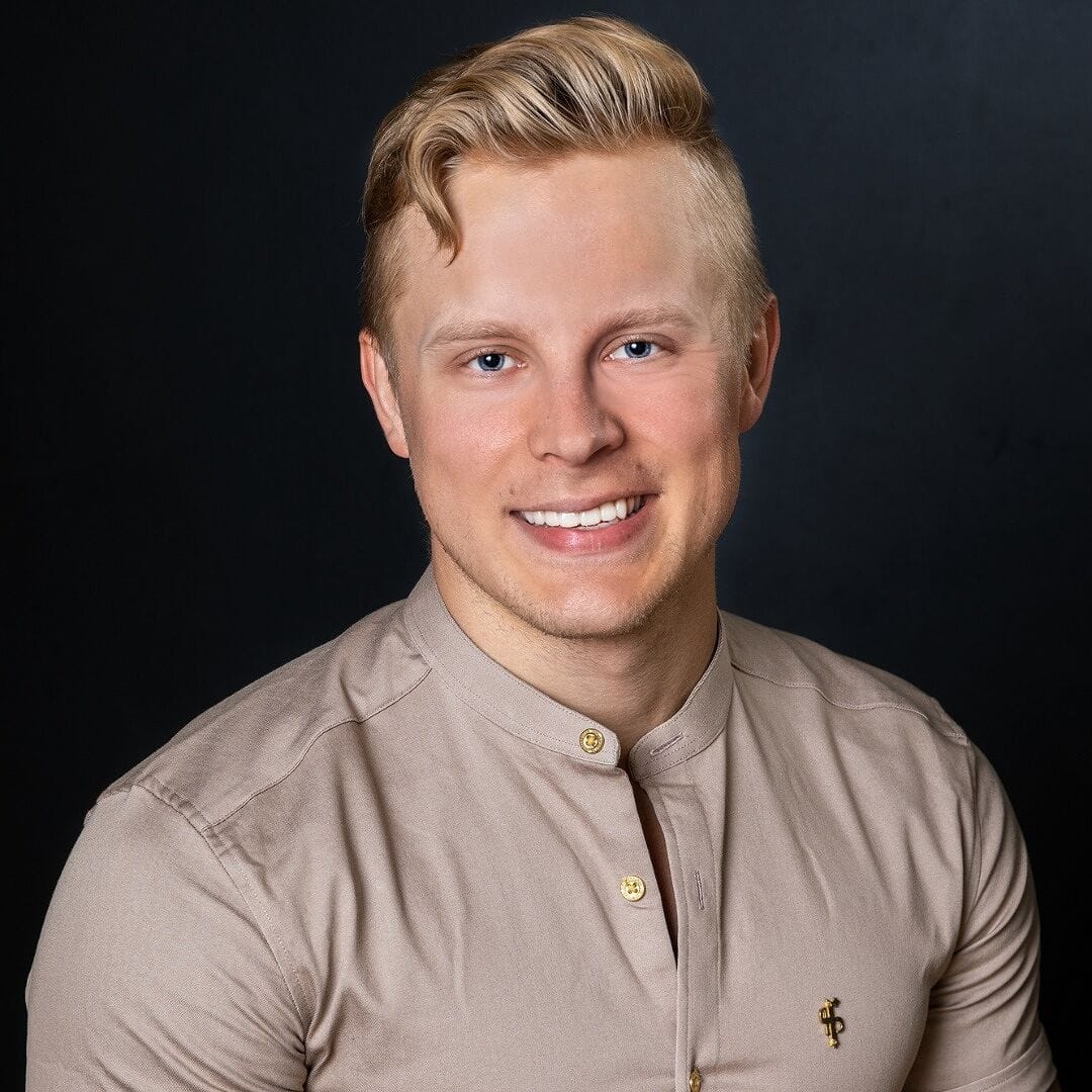 MOTS-c For Beginners: Benefits, Dosage, Stacking, and Side Effects